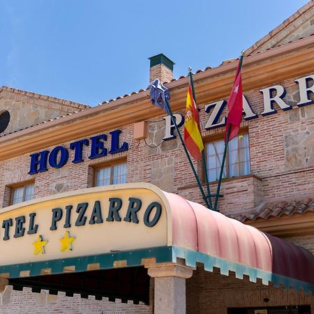 Hotel Pizarro 乌马内斯-德马德里 外观 照片